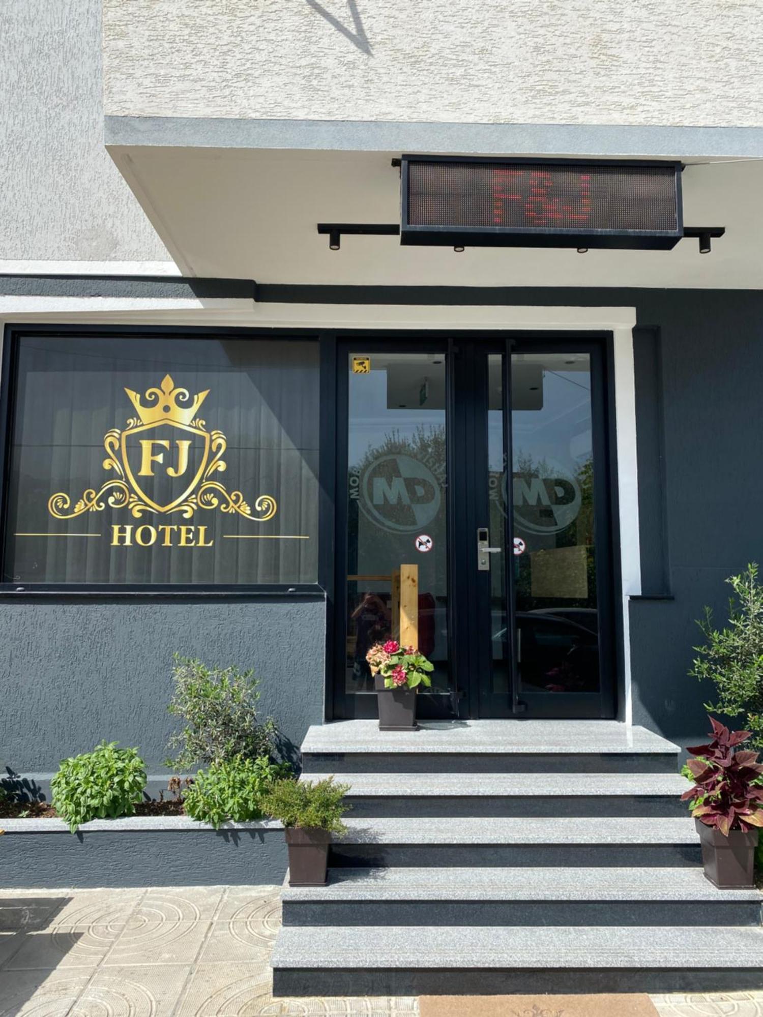 F&J Hotel Σαράντα Εξωτερικό φωτογραφία